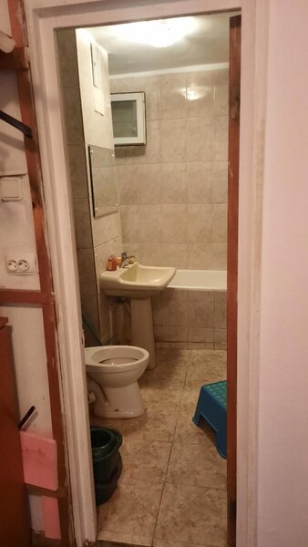 Berceni, Nitu Vasile, Obregia, BCR,